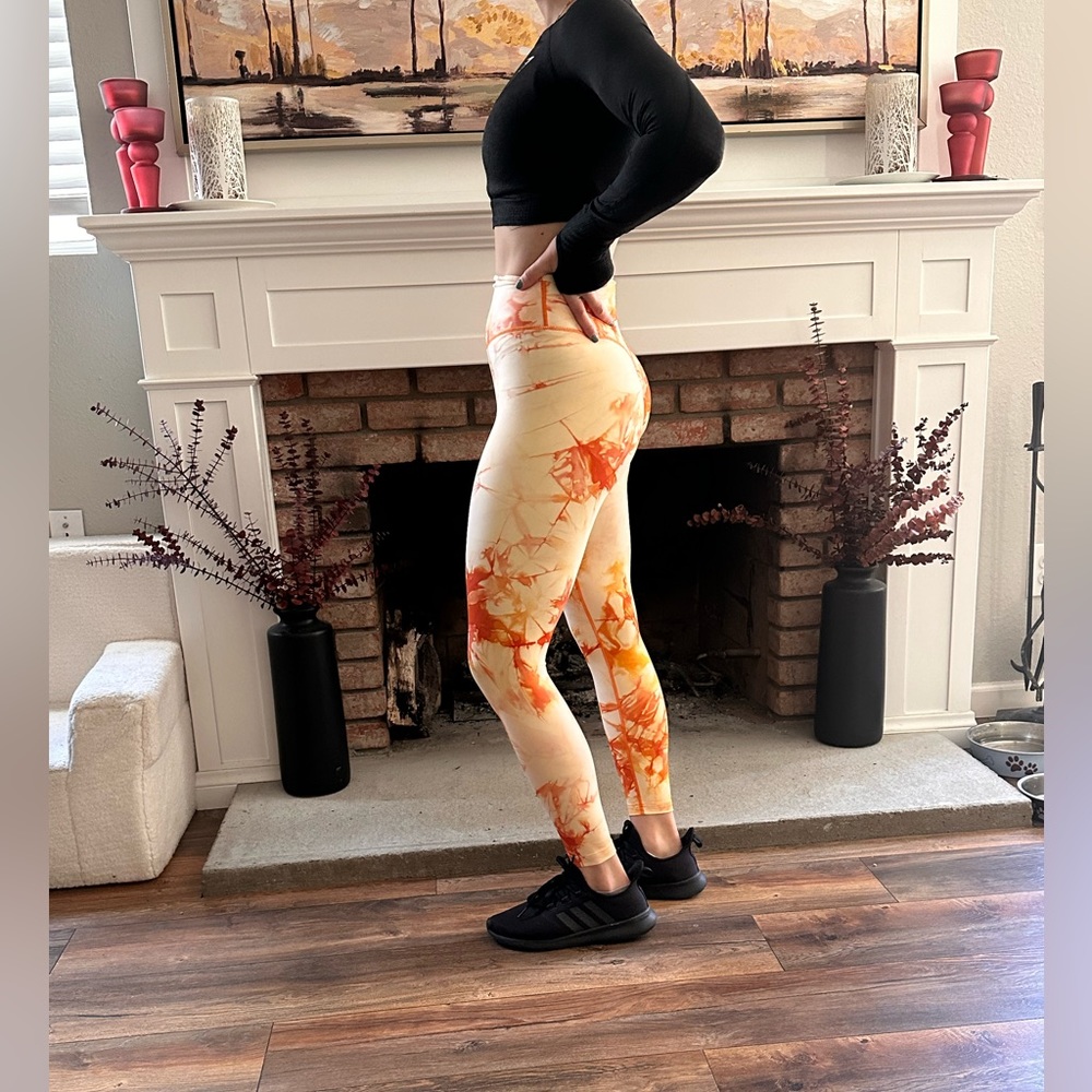 Balance Athletica Orange Marble Small